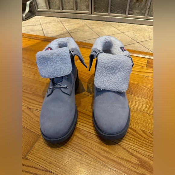 Size W8.5 Timberland Linden Woods Waterproof Fold Down Fleece Boots in Grey - Picture 2 of 12